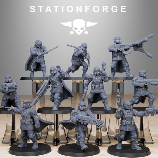 Vaskar Hunters & Xenarid Monster | Station Forge | Wargaming | Infantry |
