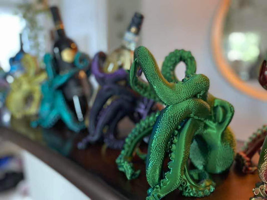 Octopus Wine Holder: Unique Kitchen Decor for Wine Bottles - Stylish Sea Décor, Perfect Wine Lover Gift - Home Bar Accessory, Coastal Charm