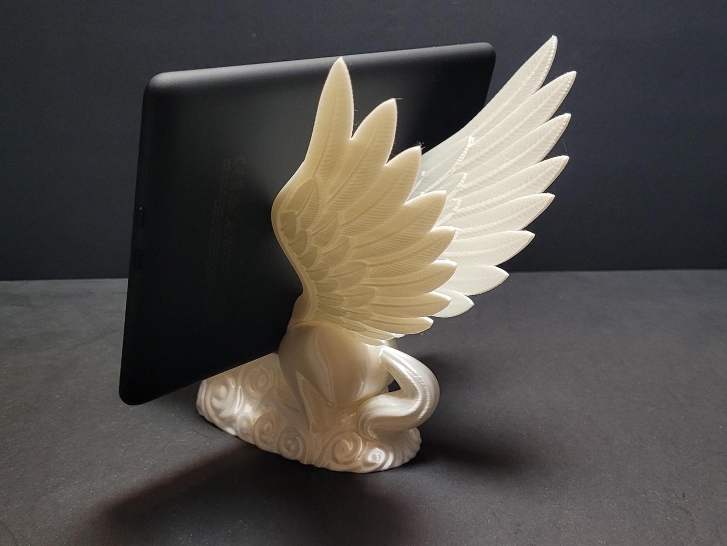 Pegasus Book Holder ā Mythical Page Holder for Tablet, Medium (30mm), or Wide (50mm) Books | Fantasy Reading Gift for Book Lovers