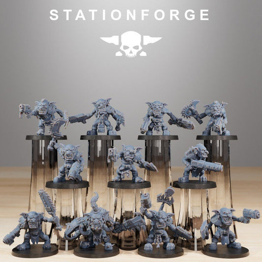 Gob's Berserkers Miniatures Set - Station Forge Wargaming - Fantasy Goblin Horde for Tabletop Games - 28mm Resin Figures