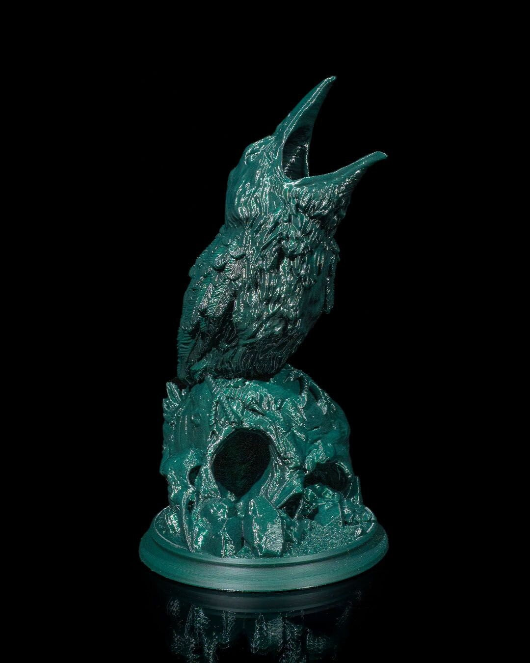 Raven Skull Dice Tower | Handcrafted Magic Crow Dice Holder | Unique Tabletop RPG Accessory | Fantasy-Themed Gaming Decor