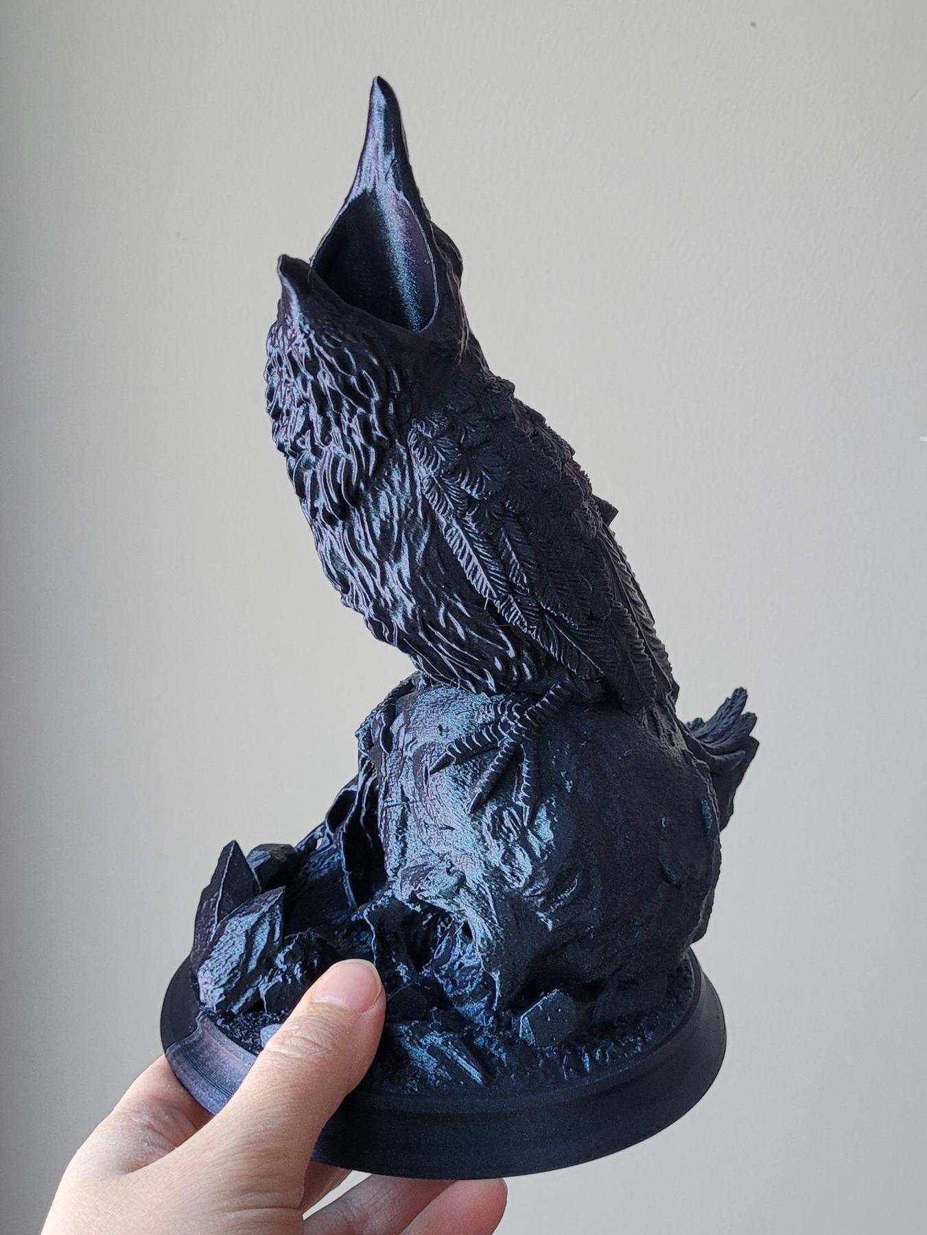 Raven Skull Dice Tower | Handcrafted Magic Crow Dice Holder | Unique Tabletop RPG Accessory | Fantasy-Themed Gaming Decor