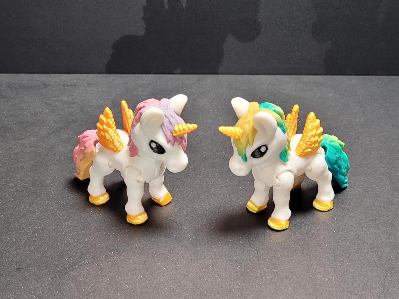 Magical Full-Size Unicorn and Alicorn Figurines – 3D Printed Fantasy Creatures – Shelf Decor and Gifts for Unicorn Lovers & Dreamers