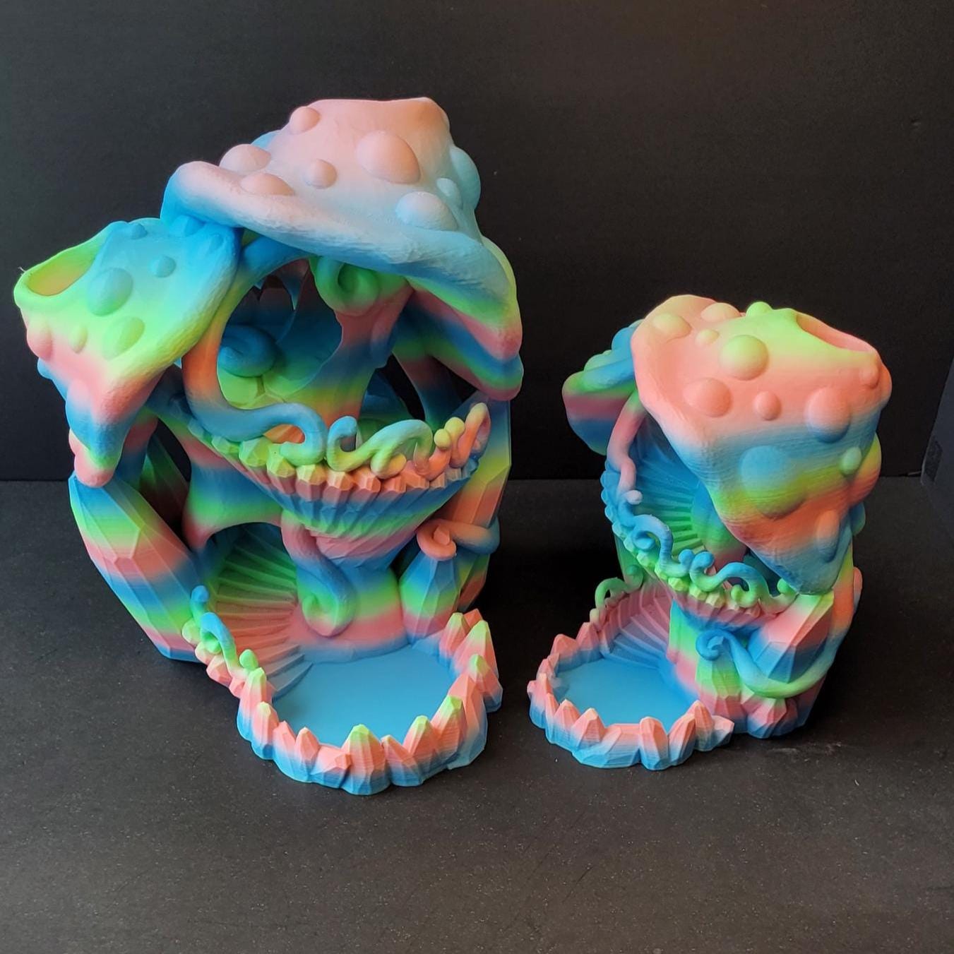 Mushroom Dice Tower | Mini & Regular Sizes | Amazing Sound | DnD Dice Roller | Variety of Colours | TTRPG Dice Accessory